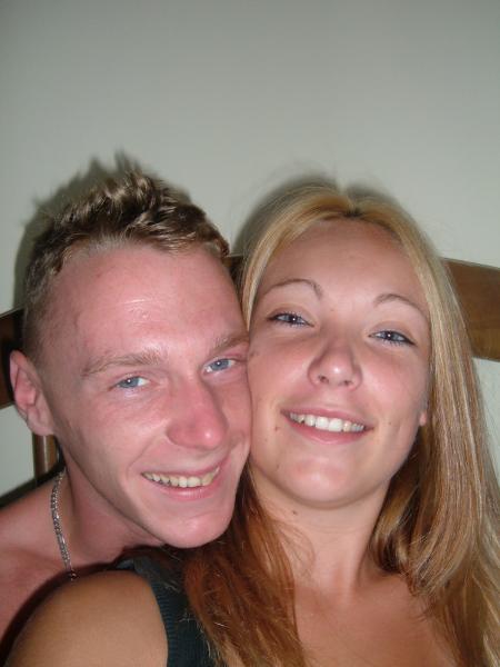 la cousine avec son copin